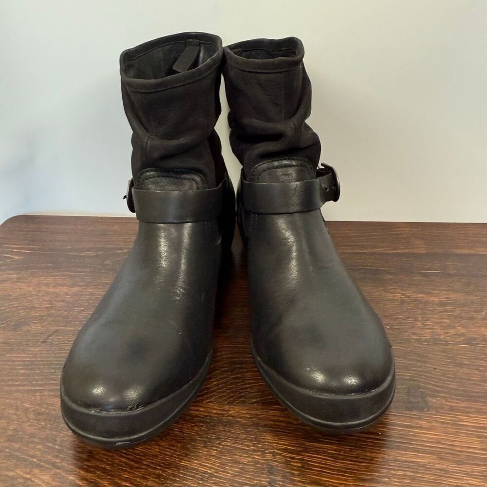 Bogs Women’s Cassie low waterproof leather black boot size 8.5